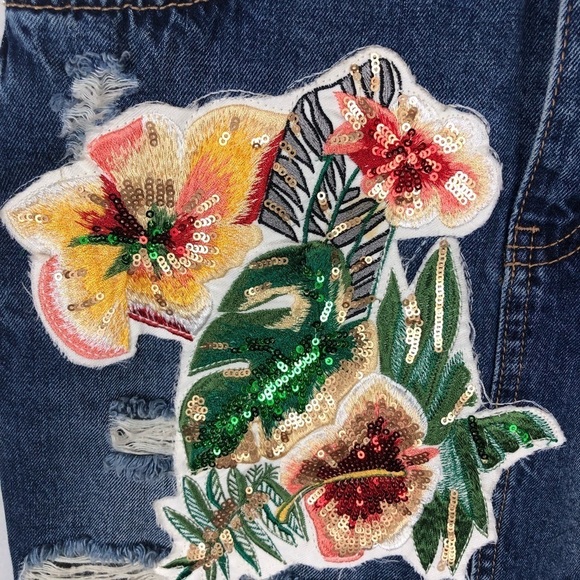 ZARA Ripped Floral Denim Skirt​​​​​ - Picture 4 of 7